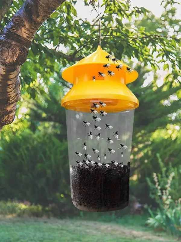 Reusable Outdoor Hanging Fly Trap – Eco-Friendly Refillable Fly Catcher Bag