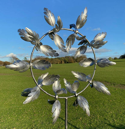 Kinetic Metal Wind Spinner Windmill – Magical Garden Decoration Art