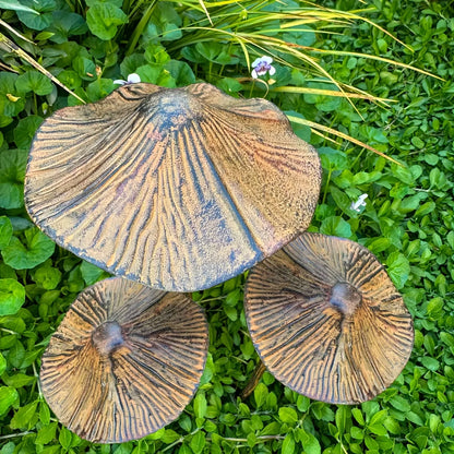 Rusty Mushroom Garden Statues — Set of 3 Weathered Metal Sculptures
