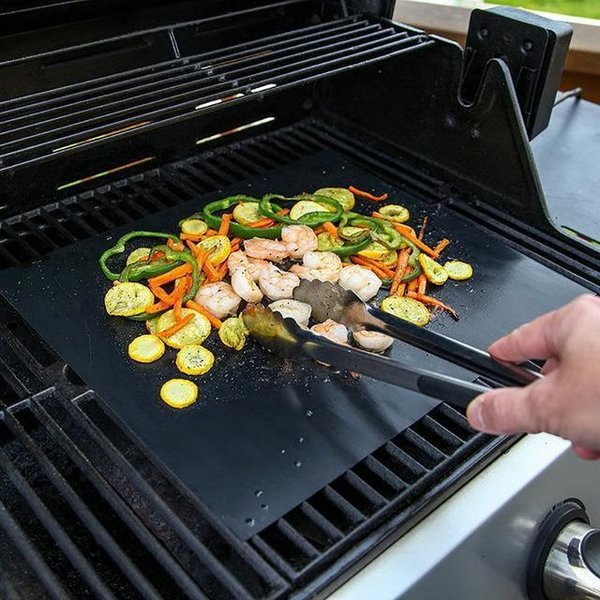 Non-Stick BBQ Grill Mat – Chef-Grade Reusable Grilling Sheet
