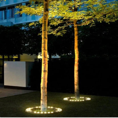 LED Tree Spotlight – Solar Powered Colour-Changing Outdoor Garden Light