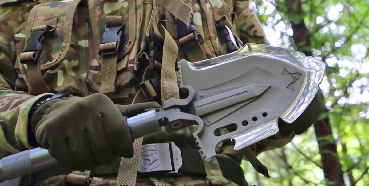 Multi-Function Survival Shovel – Indestructible Folding Emergency Tool